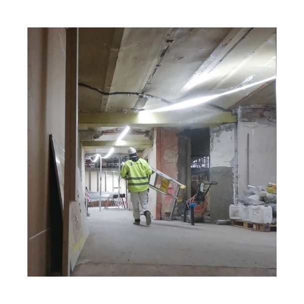 1000Lm/m 230V LED STRIP ARBEJDSLYS m. tilslutning 25m